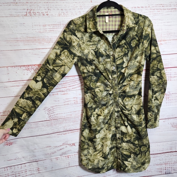 Anthro Pilcro long sleeve ruched shirt dress - Picture 5 of 16